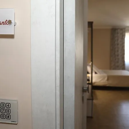 Sudanoi Apartment *